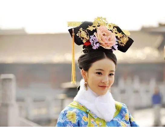 半岛·综合体育入口刘雨欣国外庆35岁生日罕见晒与女儿合影模样大变酷似网红脸(图11)