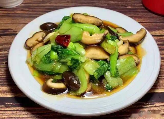 半岛·综合体育(中国)官方网站春节将近这份节日菜单请收好6道硬菜合理搭配老少都爱(图6)