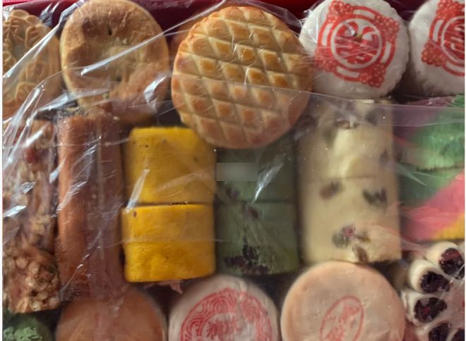 半岛·综合体育入口“妈妈偷吃儿子蛋糕”被骂上热搜背后藏着中国式妈妈的难言之隐(图13)