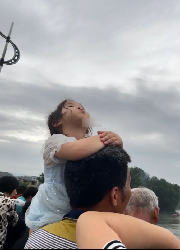 半岛·综合体育入口“妈妈偷吃儿子蛋糕”被骂上热搜背后藏着中国式妈妈的难言之隐(图14)